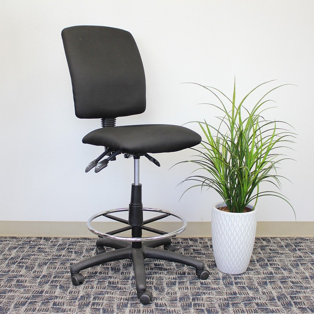 Boss Multi-Function LeatherPlus Drafting Stool - Image 5